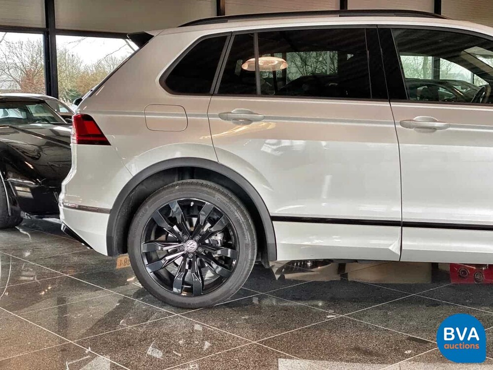 Volkswagen Tiguan 2.0 TSI 4Motion Highline R-Line 190pk 2020 -GARANTIE-, J-851-VP