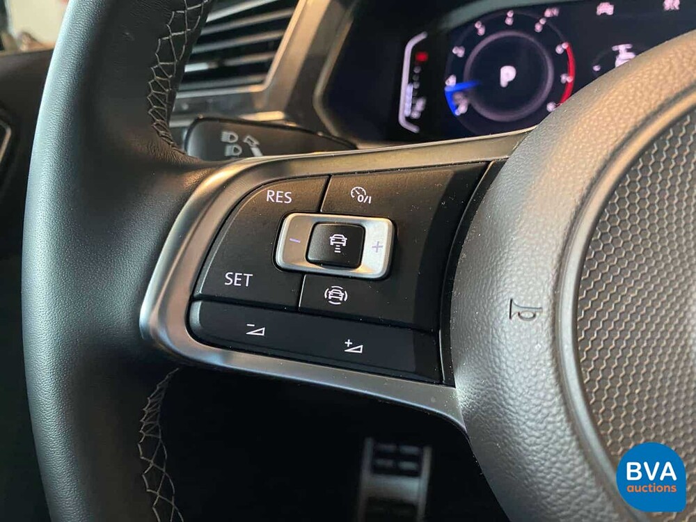 Volkswagen Tiguan 2.0 TSI 4Motion Highline R-Line 190pk 2020 -GARANTIE-, J-851-VP