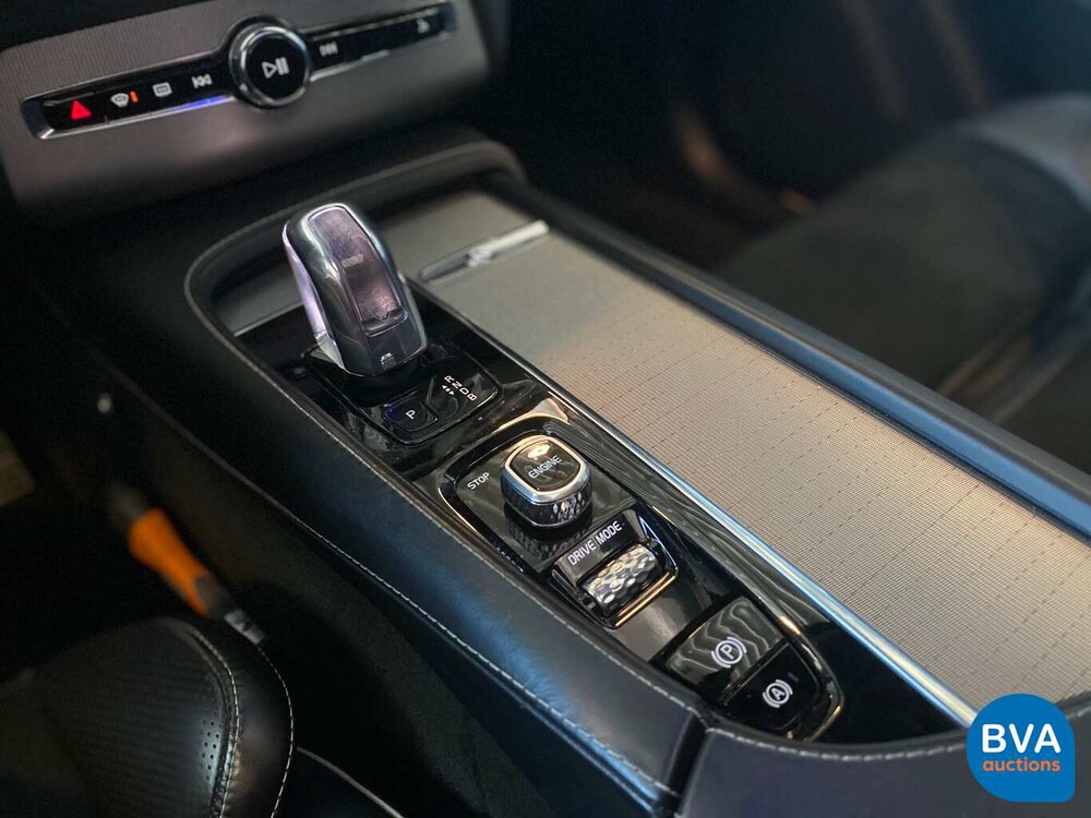 Volvo XC90 T8 TwinEngine R-Design Inscription 7-Persoons 407pk 2015, HH-821-V