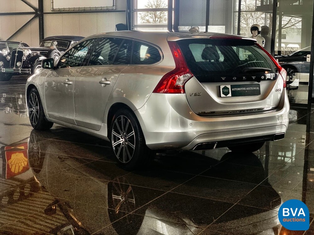 Volvo V60 2.4 D6 Twin Engine 285pk Origineel NL 2015, HP-287-L