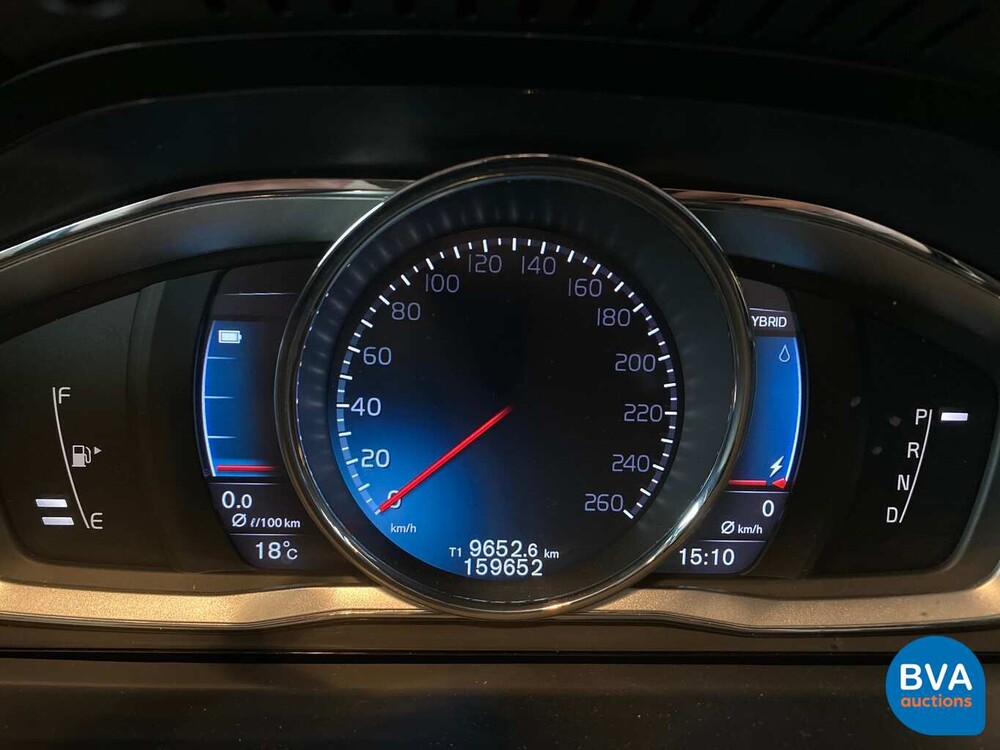 Volvo V60 2.4 D6 Twin Engine 285pk Origineel NL 2015, HP-287-L