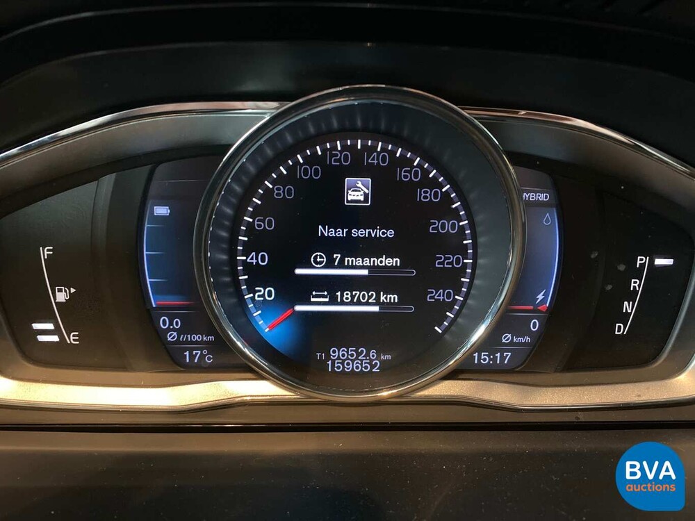 Volvo V60 2.4 D6 Twin Engine 285pk Origineel NL 2015, HP-287-L