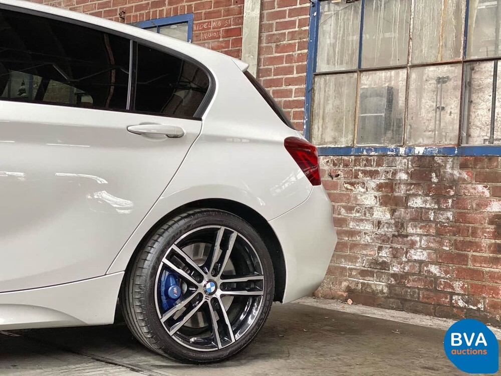 BMW M140i M-Sport High Executive 340 PS 2018 1er M-Performance Shadow-Line 5-Türer.
