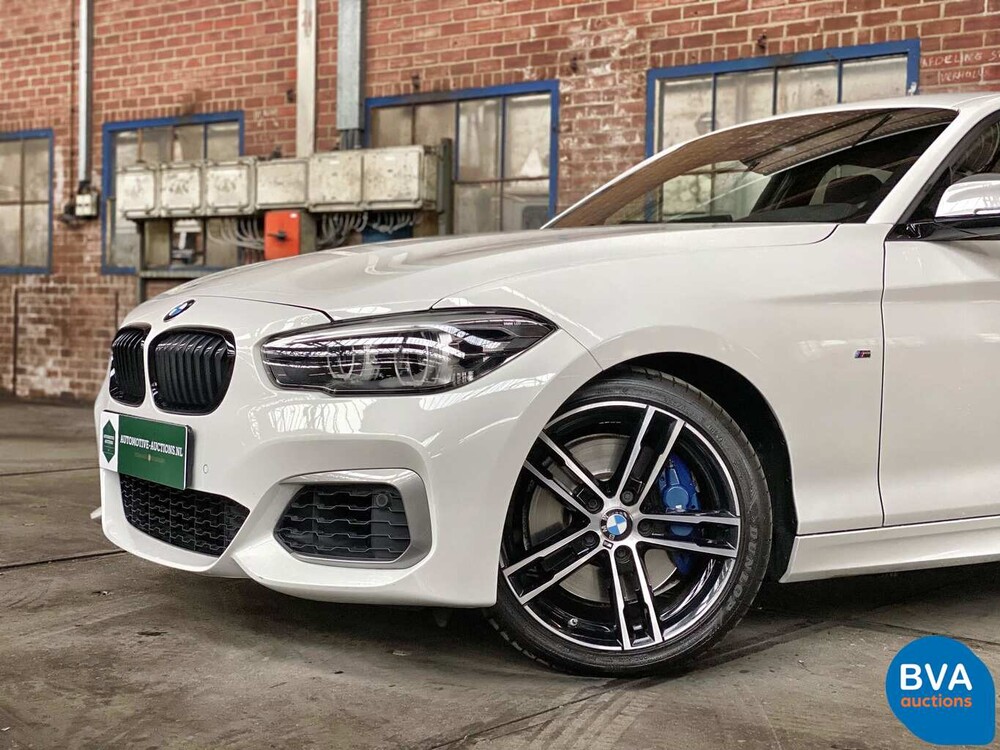 BMW M140i M-Sport High Executive 340 PS 2018 1er M-Performance Shadow-Line 5-Türer.