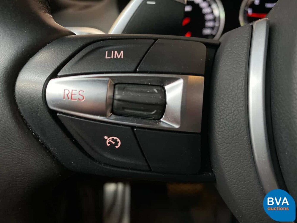 BMW M140i M-Sport High Executive 340 PS 2018 1er M-Performance Shadow-Line 5-Türer.