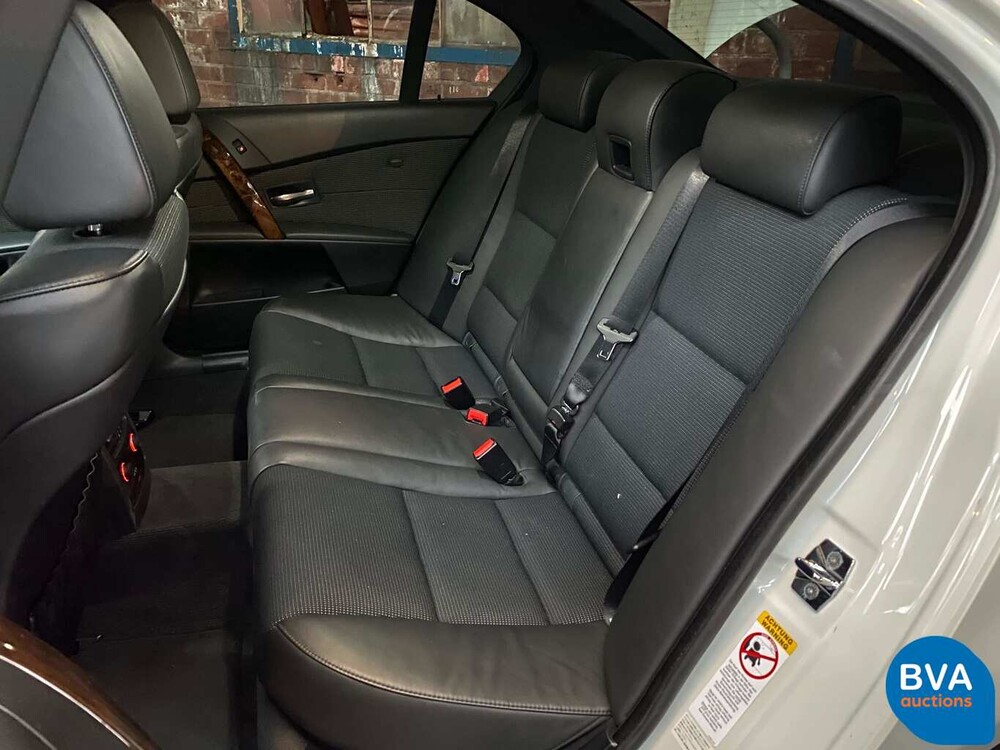 BMW 530i M-Sport Limousine 5er 258 PS 2007.