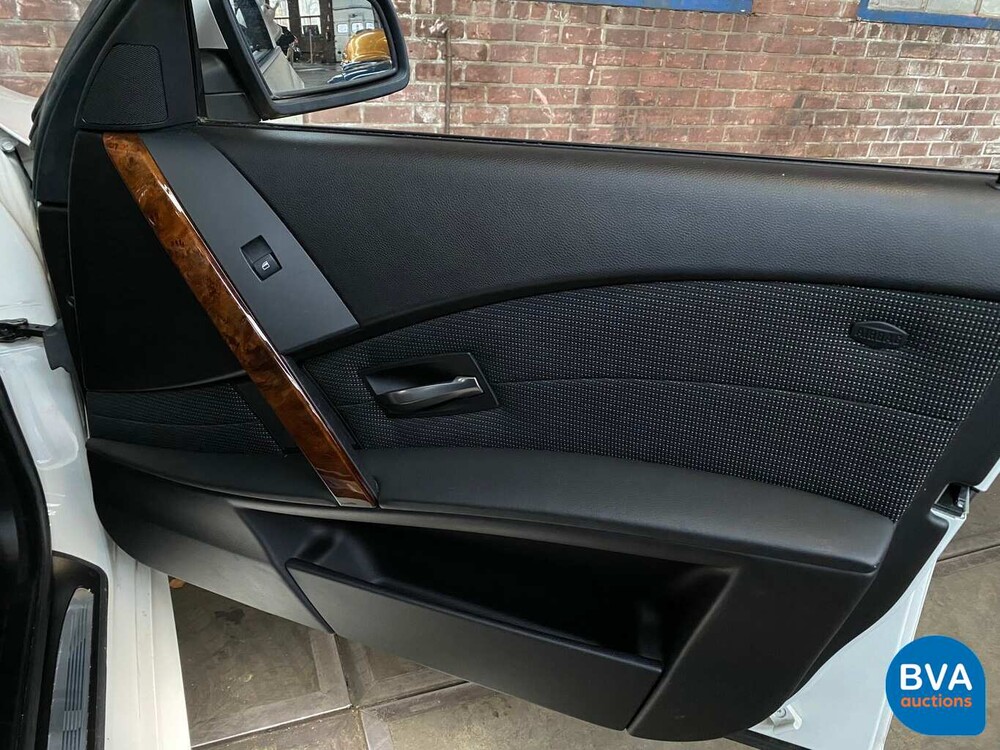 BMW 530i M-Sport Limousine 5er 258 PS 2007.