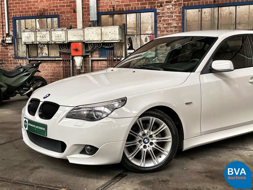 BMW 530i M-Sport Limousine 5er 258 PS 2007.