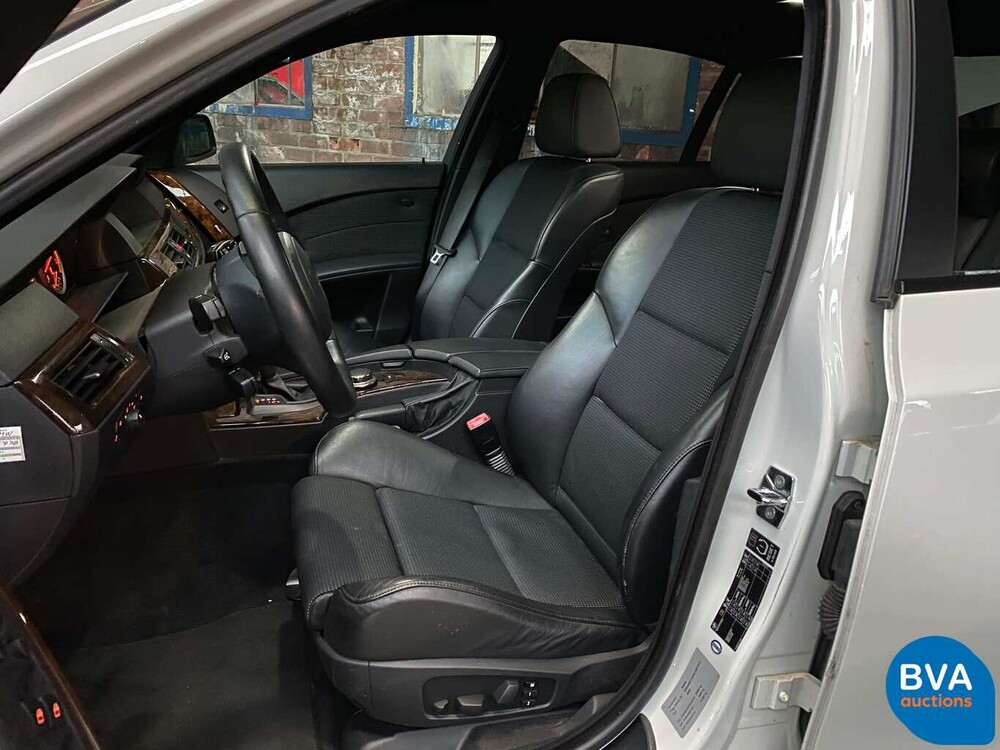 BMW 530i M-Sport Limousine 5er 258 PS 2007.