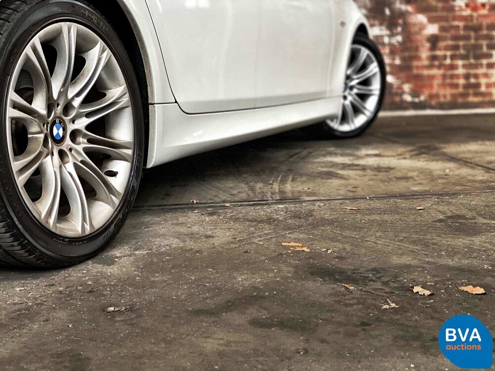 BMW 530i M-Sport Limousine 5er 258 PS 2007.