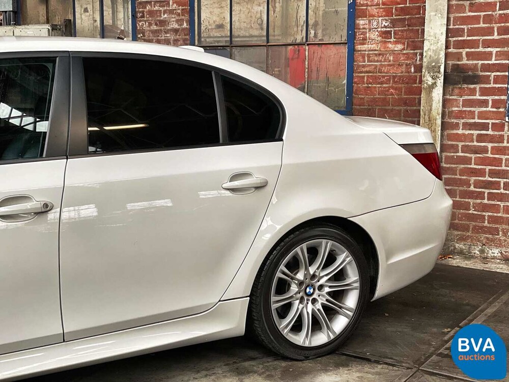 BMW 530i M-Sport Limousine 5er 258 PS 2007.