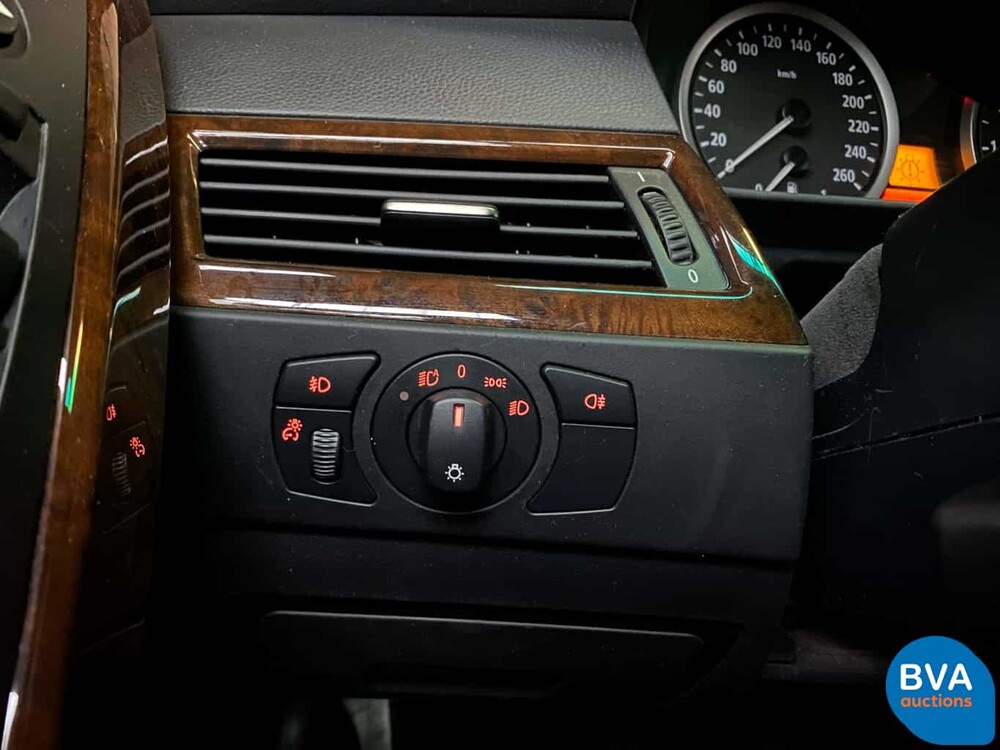 BMW 530i M-Sport Limousine 5er 258 PS 2007.