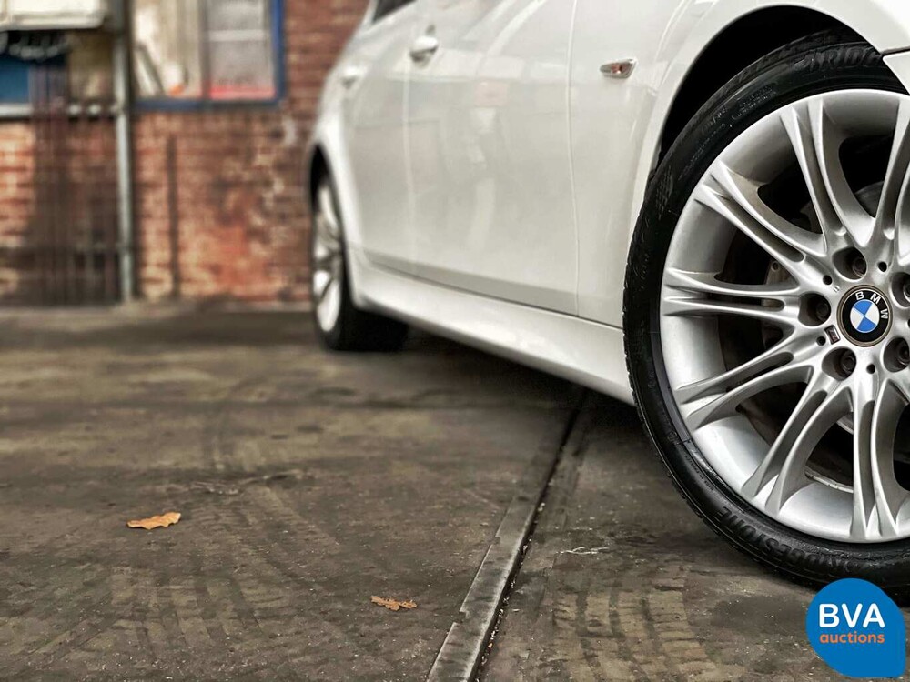 BMW 530i M-Sport Limousine 5er 258 PS 2007.