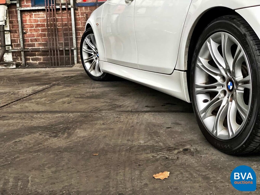 BMW 530i M-Sport Limousine 5er 258 PS 2007.