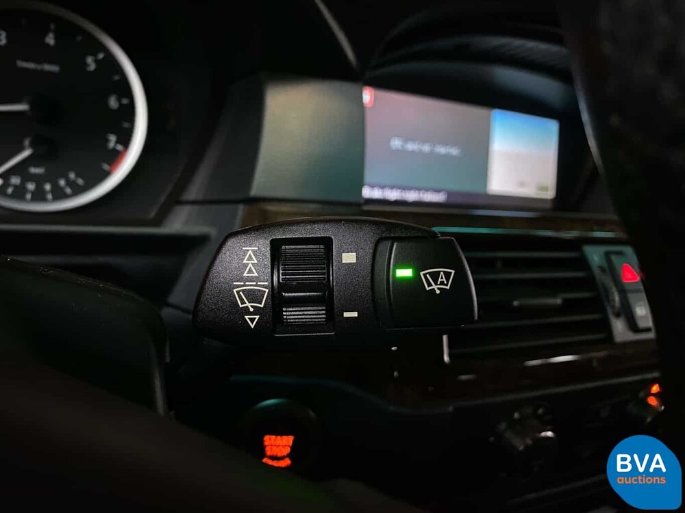 BMW 530i M-Sport Limousine 5er 258 PS 2007.