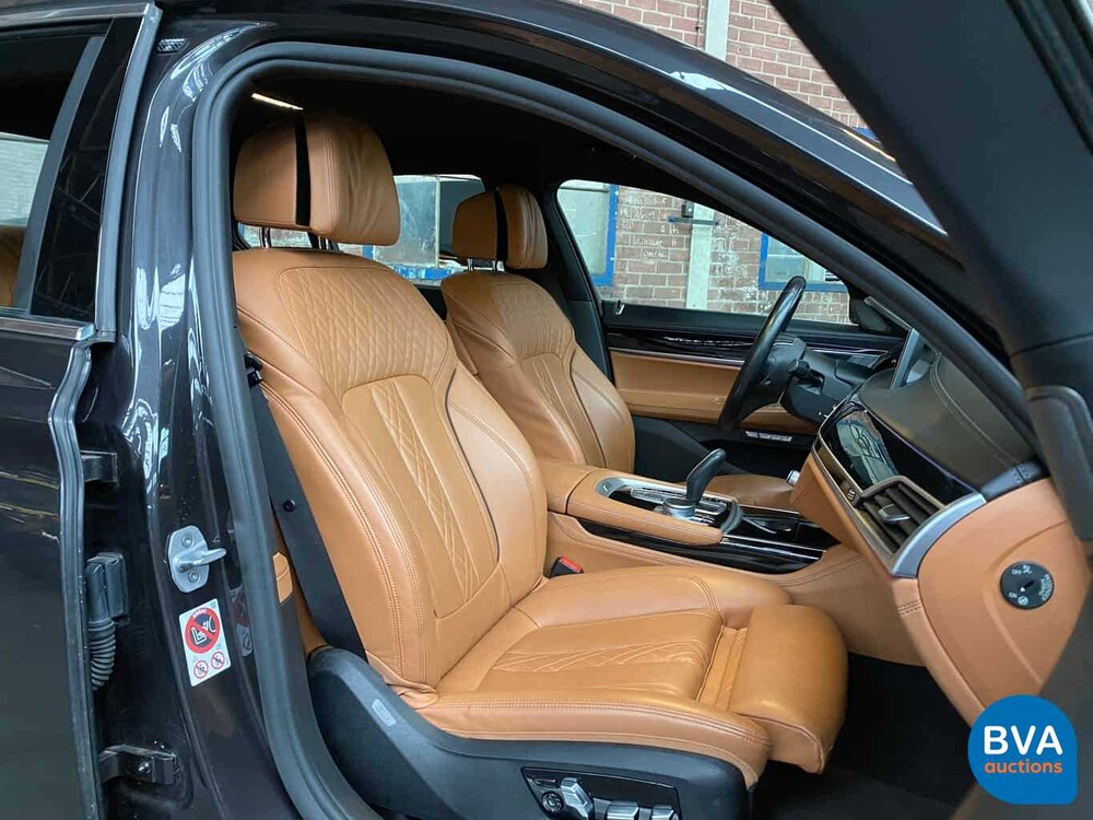 BMW 740e 326 PS 7er 2017, J-841-FK.