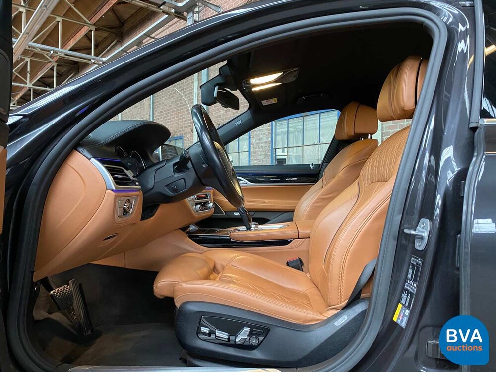 BMW 740e 326 PS 7er 2017, J-841-FK.