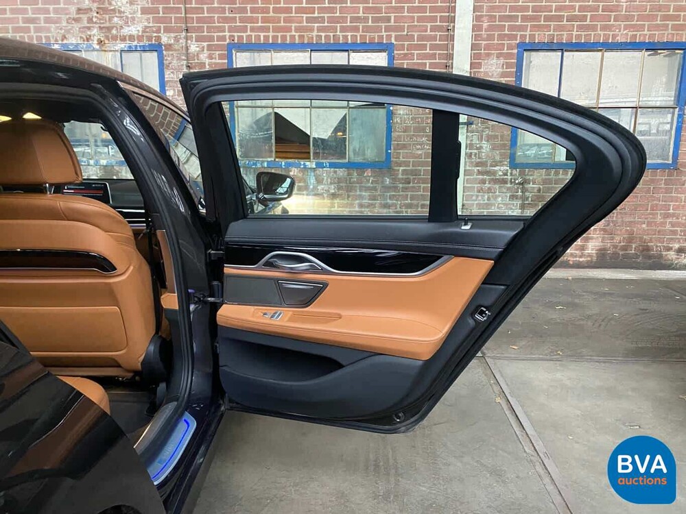 BMW 740e 326 PS 7er 2017, J-841-FK.