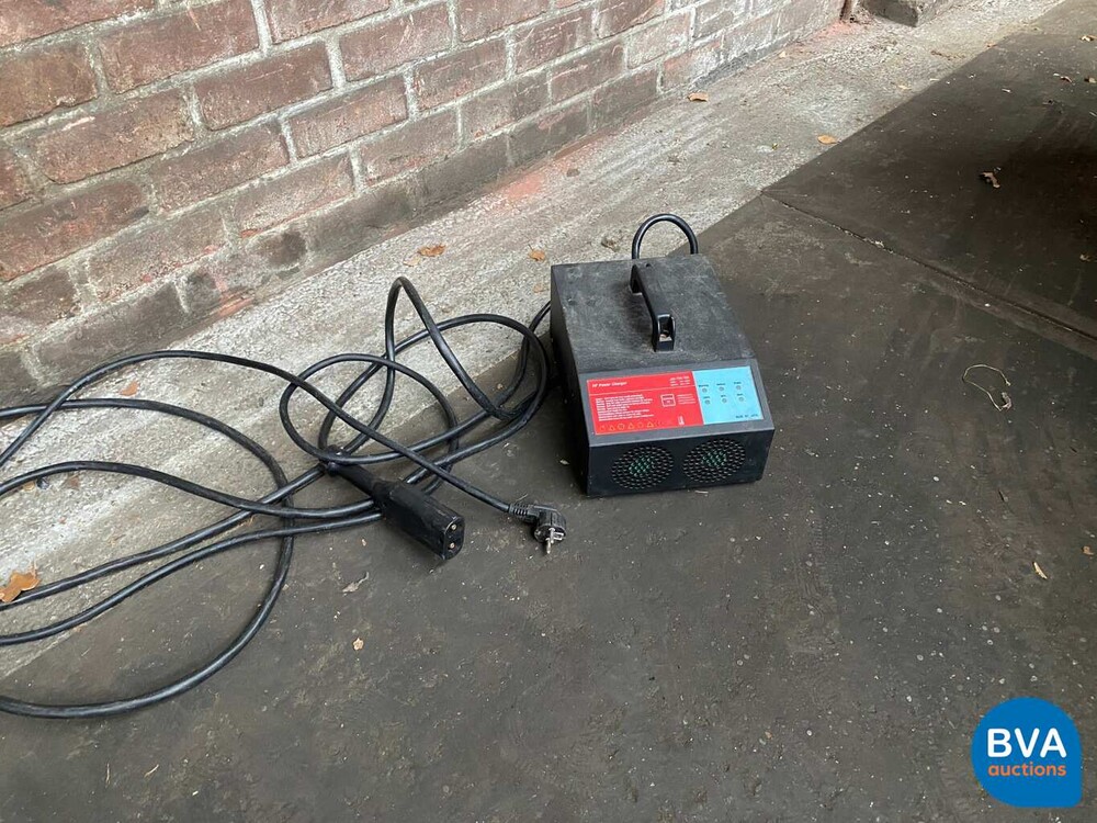 Bringo LPM-14C Elektrischer Shuttlebus 2015.