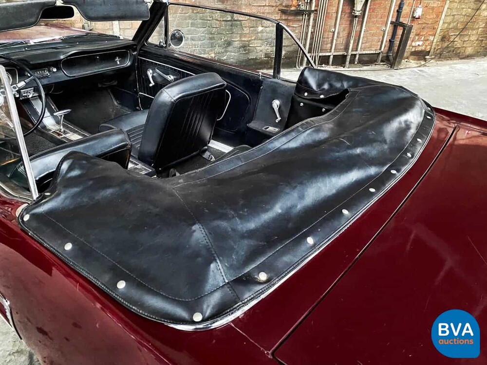 Ford Mustang Cabriolet V8 Automatik 1965.