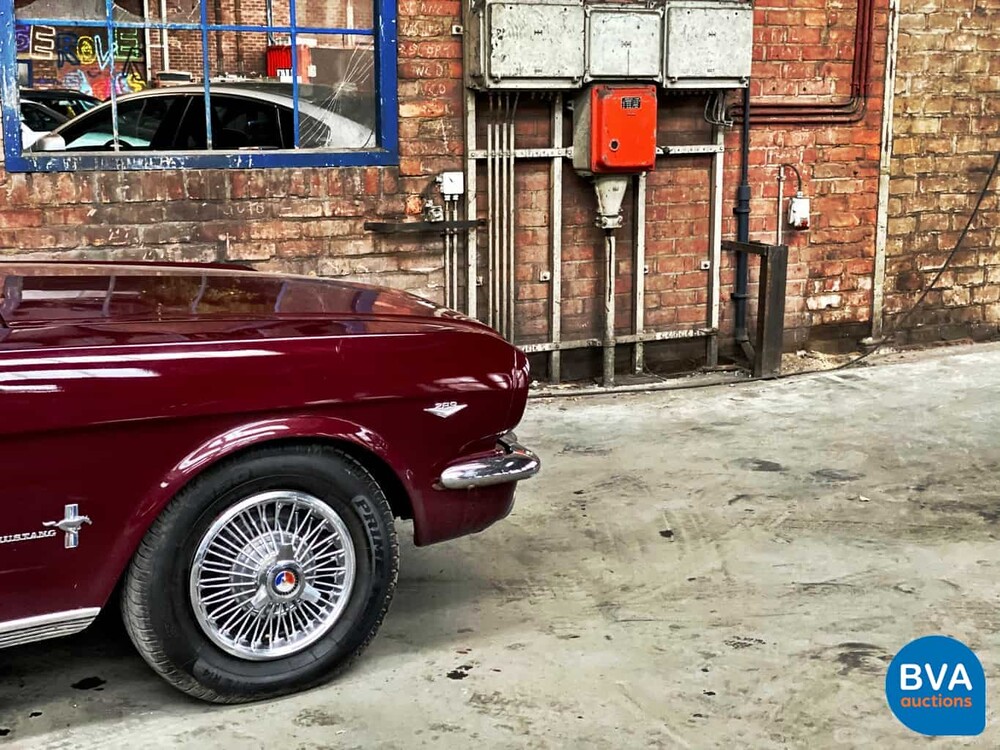 Ford Mustang Cabriolet V8 Automatik 1965.