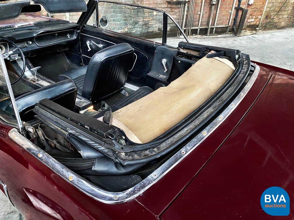 Ford Mustang Cabriolet V8 Automatik 1965.