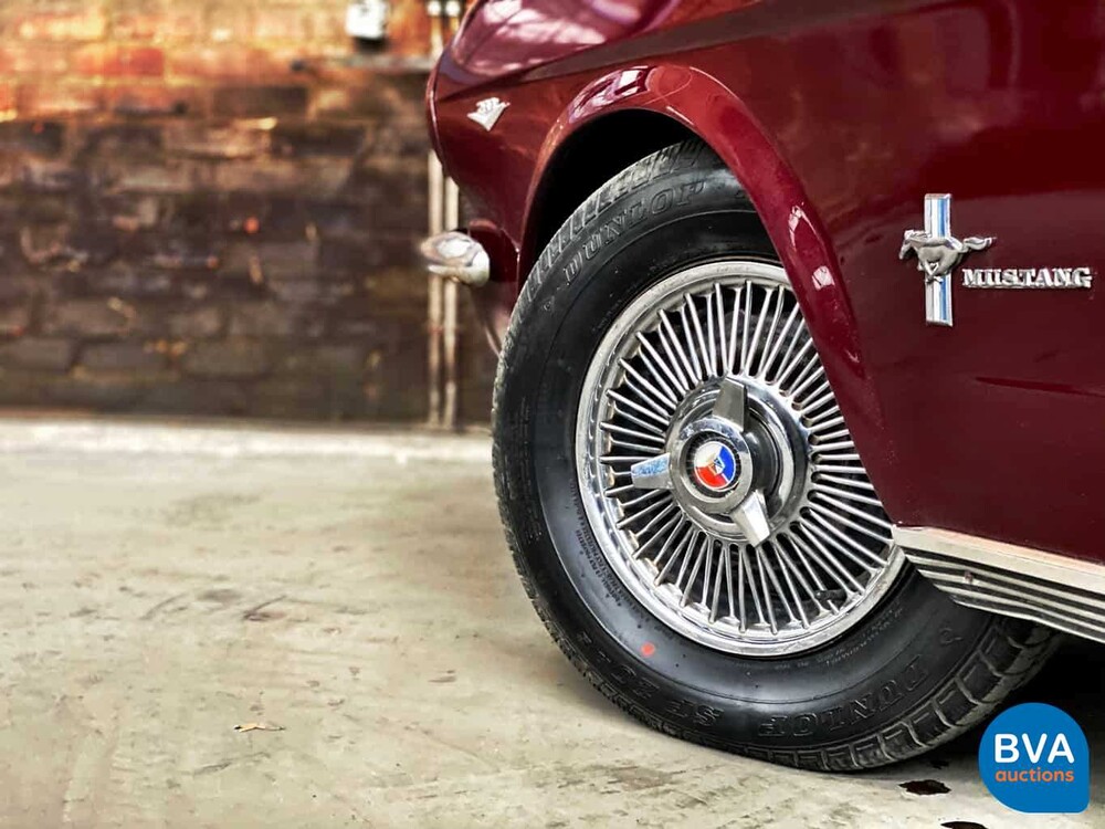 Ford Mustang Cabriolet V8 Automatik 1965.