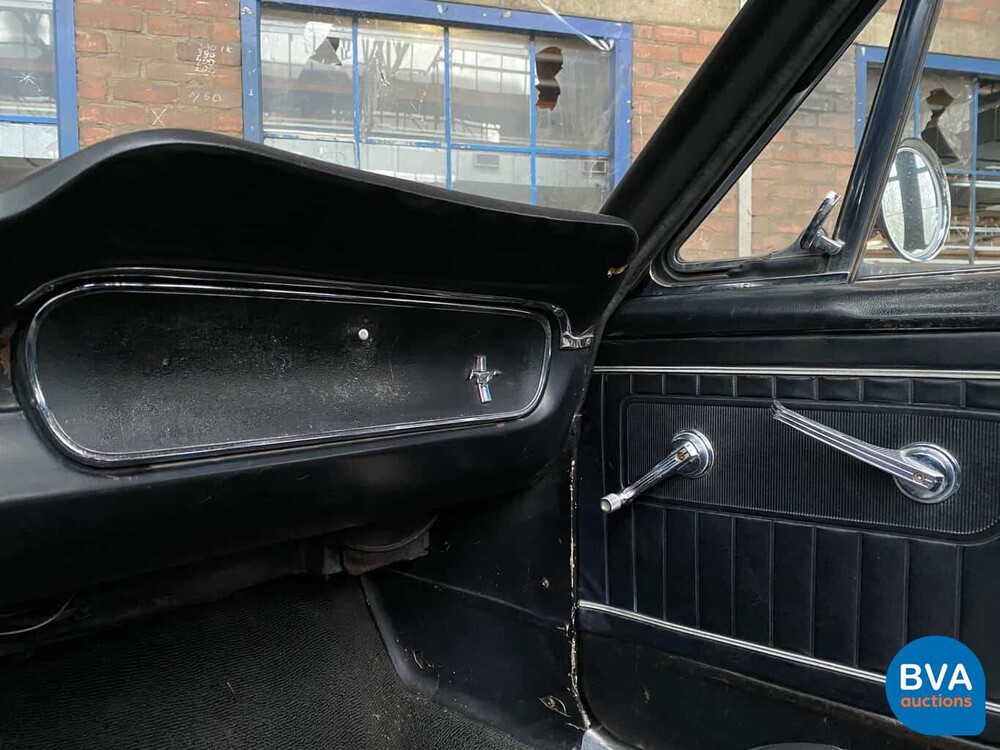 Ford Mustang Cabriolet V8 Automatik 1965.