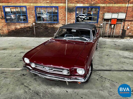 Ford Mustang Cabriolet V8 Automatic 1965.