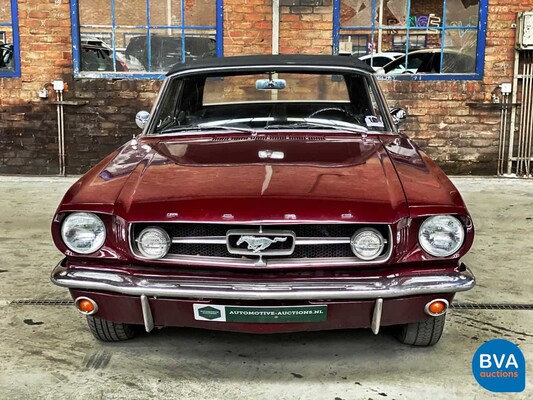 Ford Mustang Cabriolet V8 Automatic 1965.