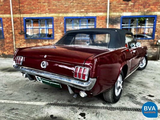 Ford Mustang Cabriolet V8 Automatic 1965.