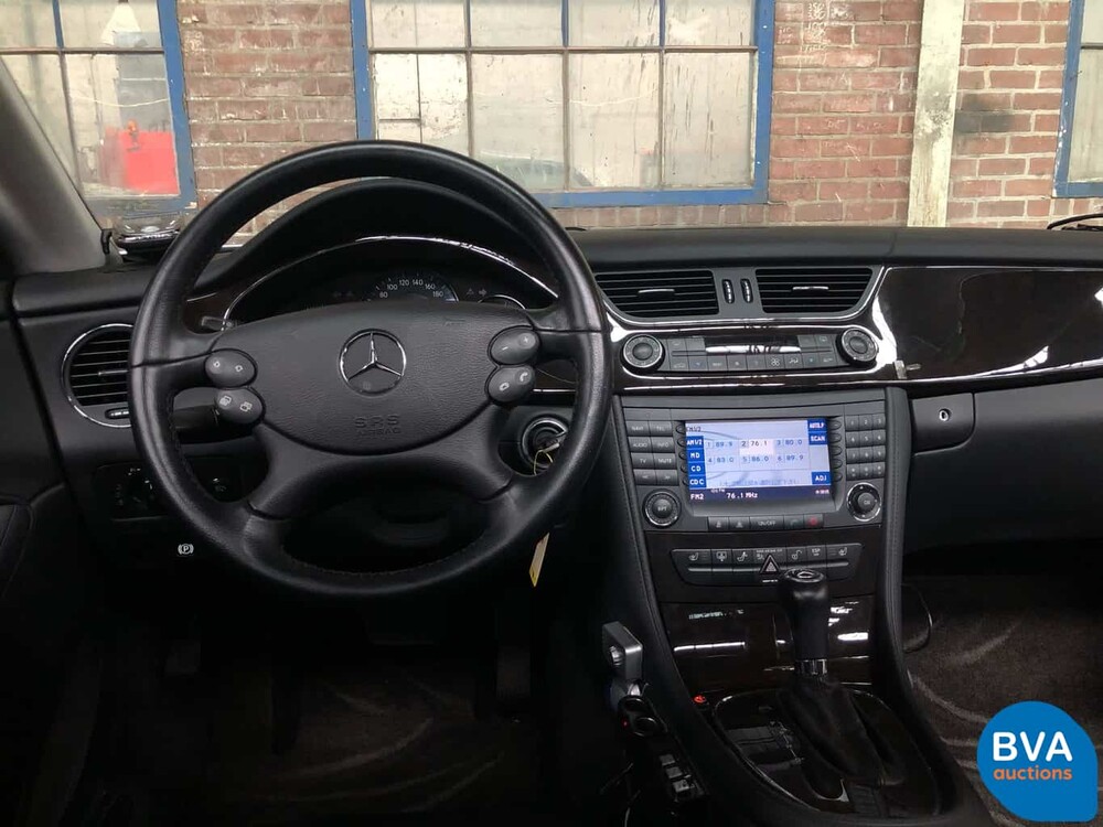 Mercedes-Benz CLS350 AMG V6 272pk 2005  