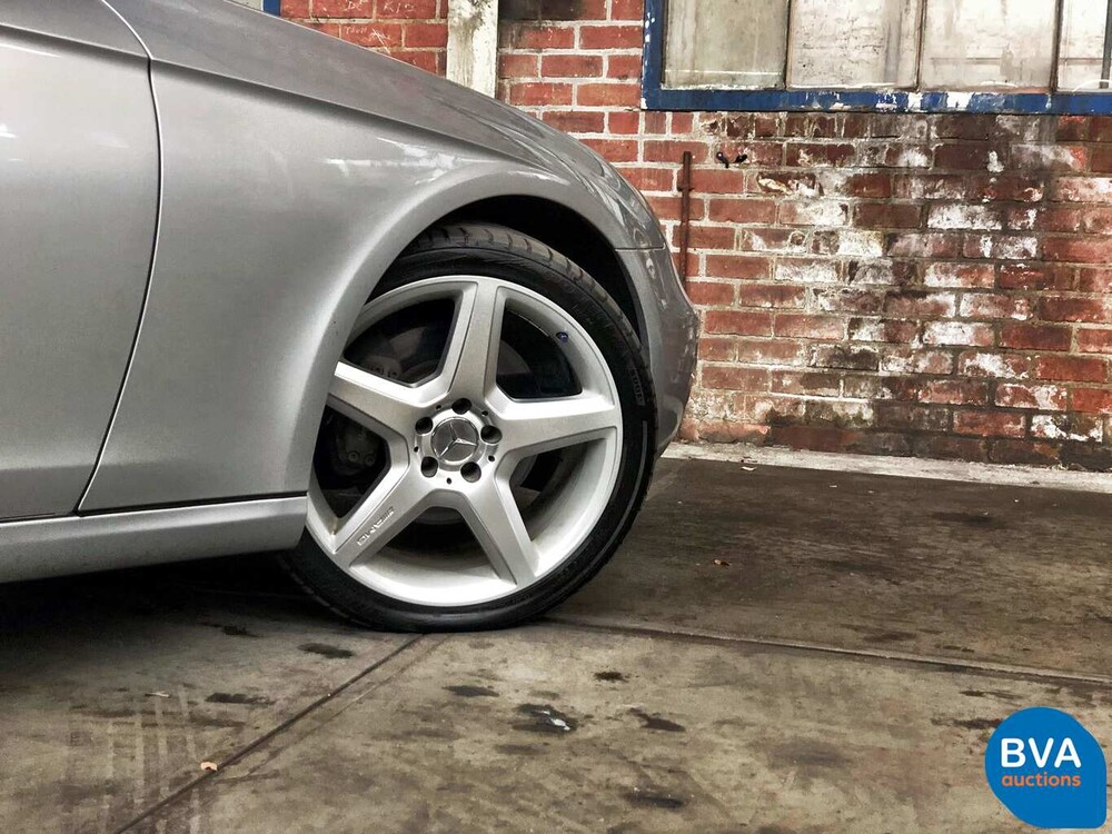 Mercedes-Benz CLS350 AMG V6 272pk 2005  