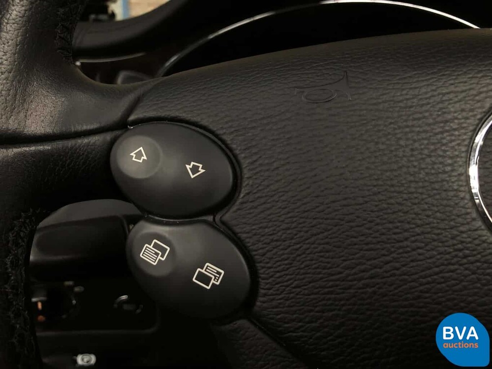 Mercedes-Benz CLS350 AMG V6 272pk 2005  