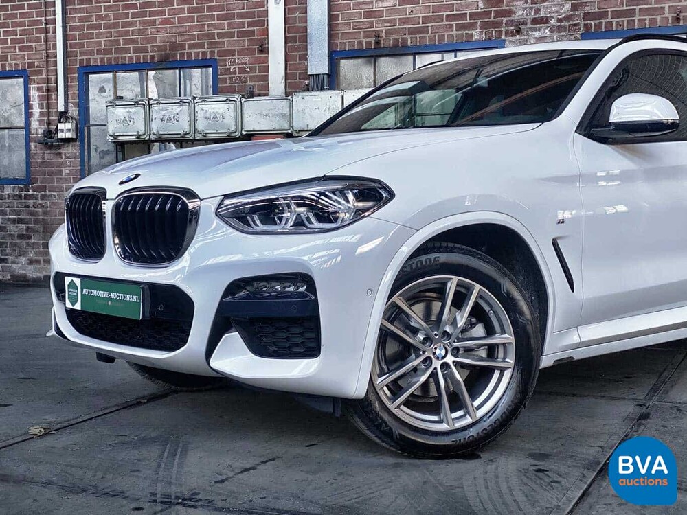 BMW X4 xDrive20i 184 PS M-Sport 2020 -Garantie-.