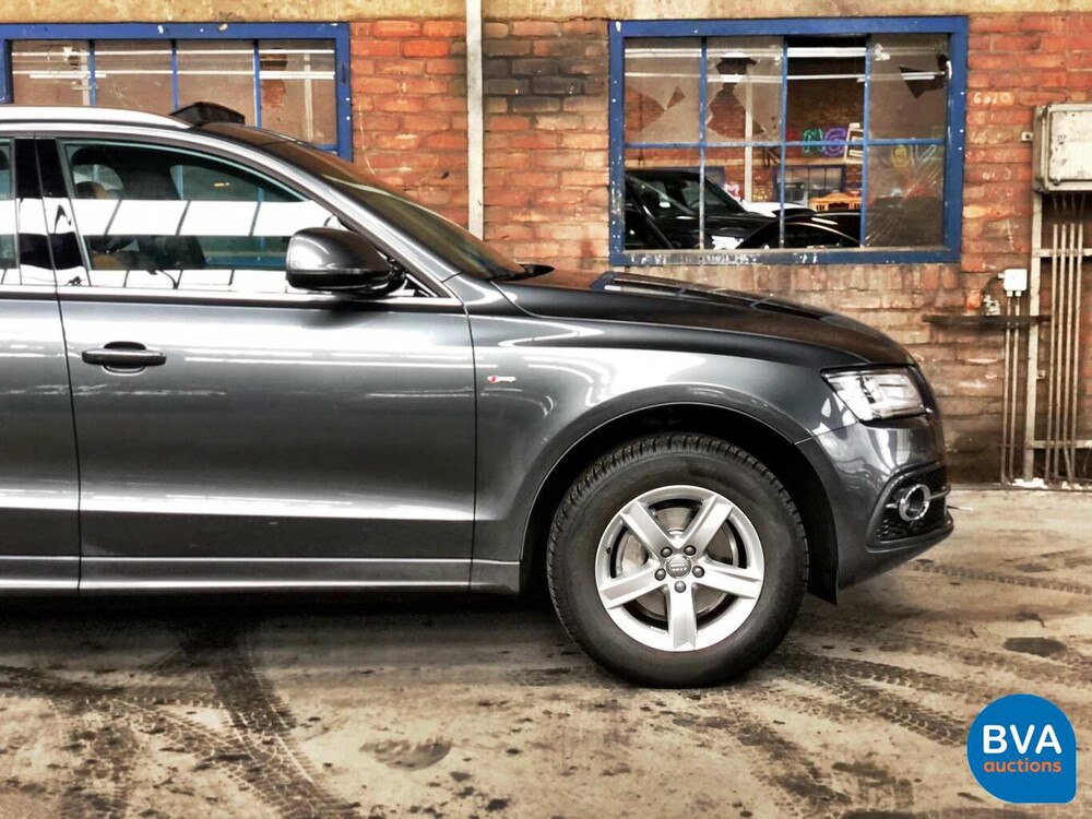 Audi Q5 2.0 TFSI Quattro S-Line 179 PS 2015 -Original NL-, GG-532-T.