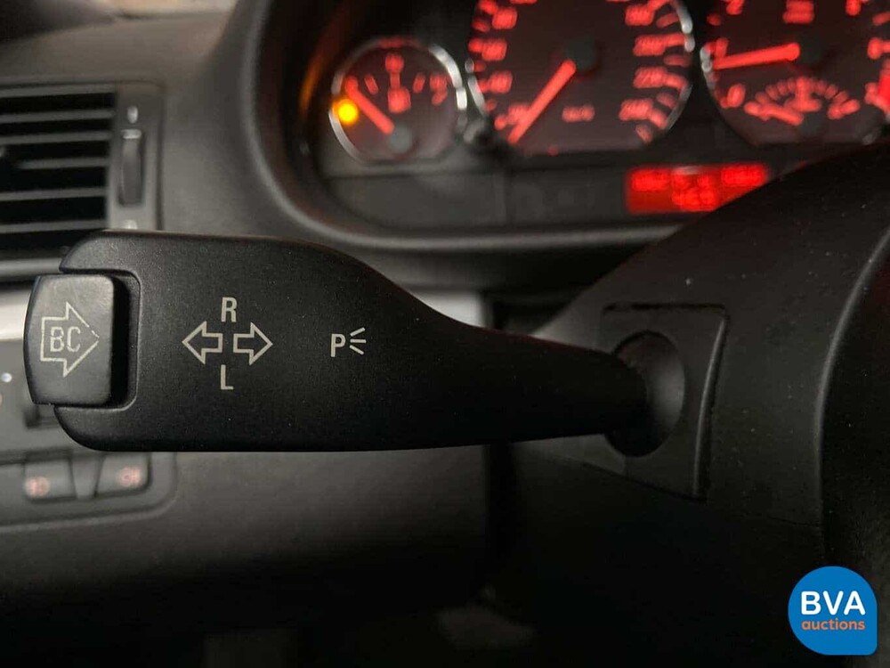 BMW 325Ci Coupé M-Sport 3er 192 PS 2005 -Original NL-, 74-RJ-SR.