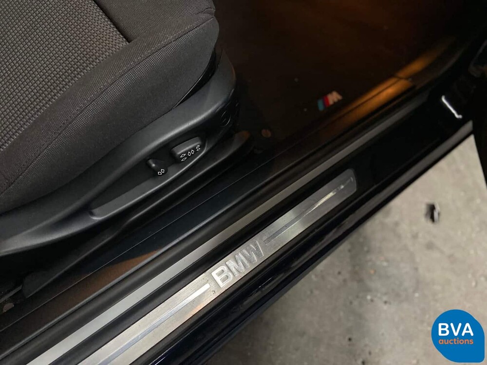 BMW 325Ci Coupé M-Sport 3er 192 PS 2005 -Original NL-, 74-RJ-SR.