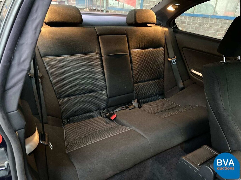 BMW 325Ci Coupé M-Sport 3er 192 PS 2005 -Original NL-, 74-RJ-SR.