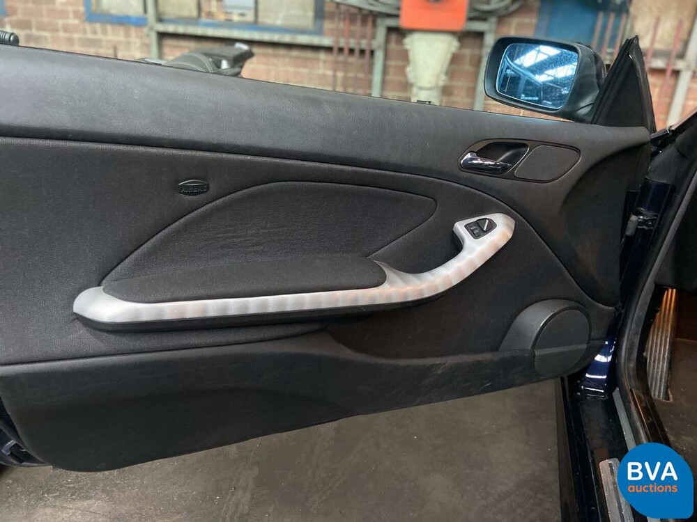 BMW 325Ci Coupé M-Sport 3er 192 PS 2005 -Original NL-, 74-RJ-SR.