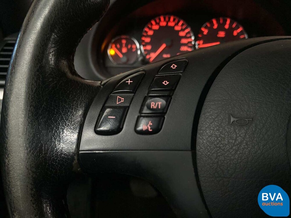 BMW 325Ci Coupé M-Sport 3er 192 PS 2005 -Original NL-, 74-RJ-SR.