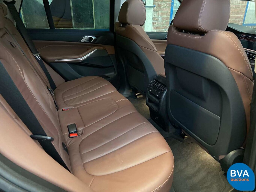 BMW X5 30d xDrive 265 PS 2019 -Garantie-.