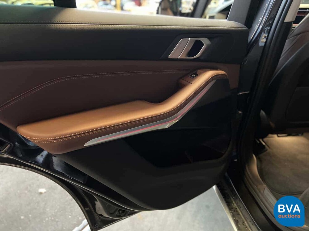 BMW X5 30d xDrive 265 PS 2019 -Garantie-.