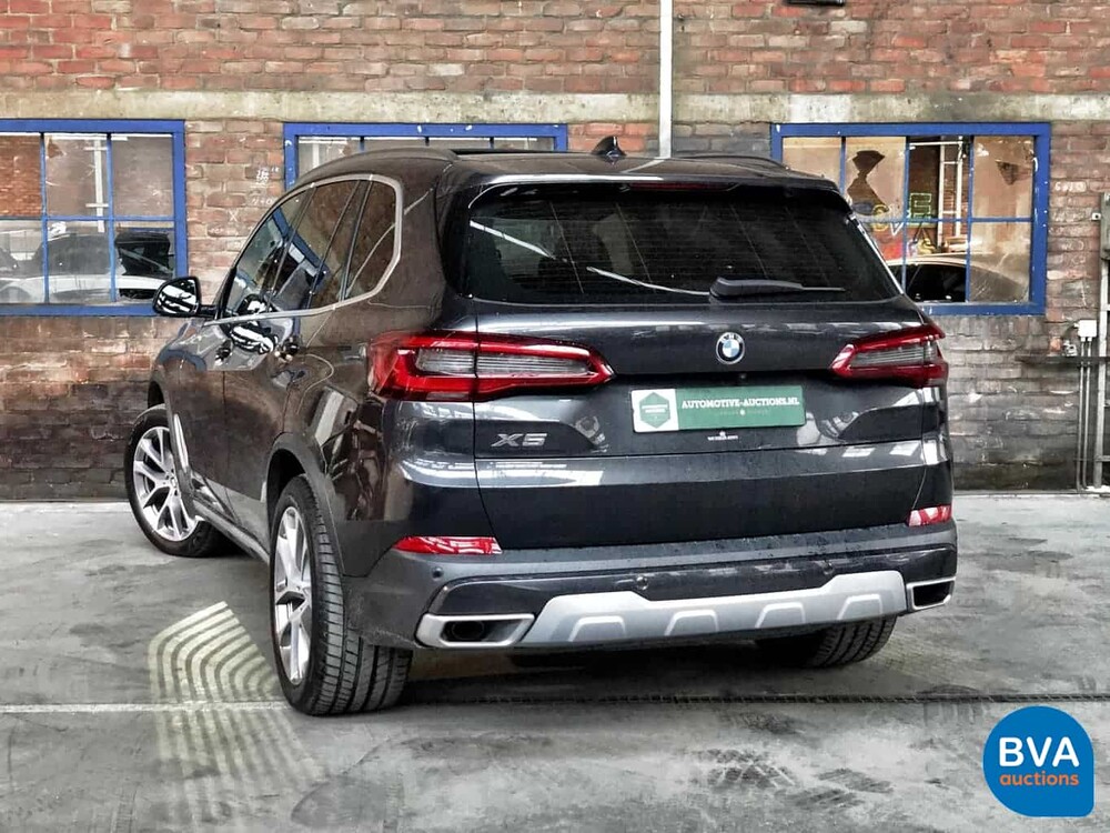 BMW X5 30d xDrive 265 PS 2019 -Garantie-.