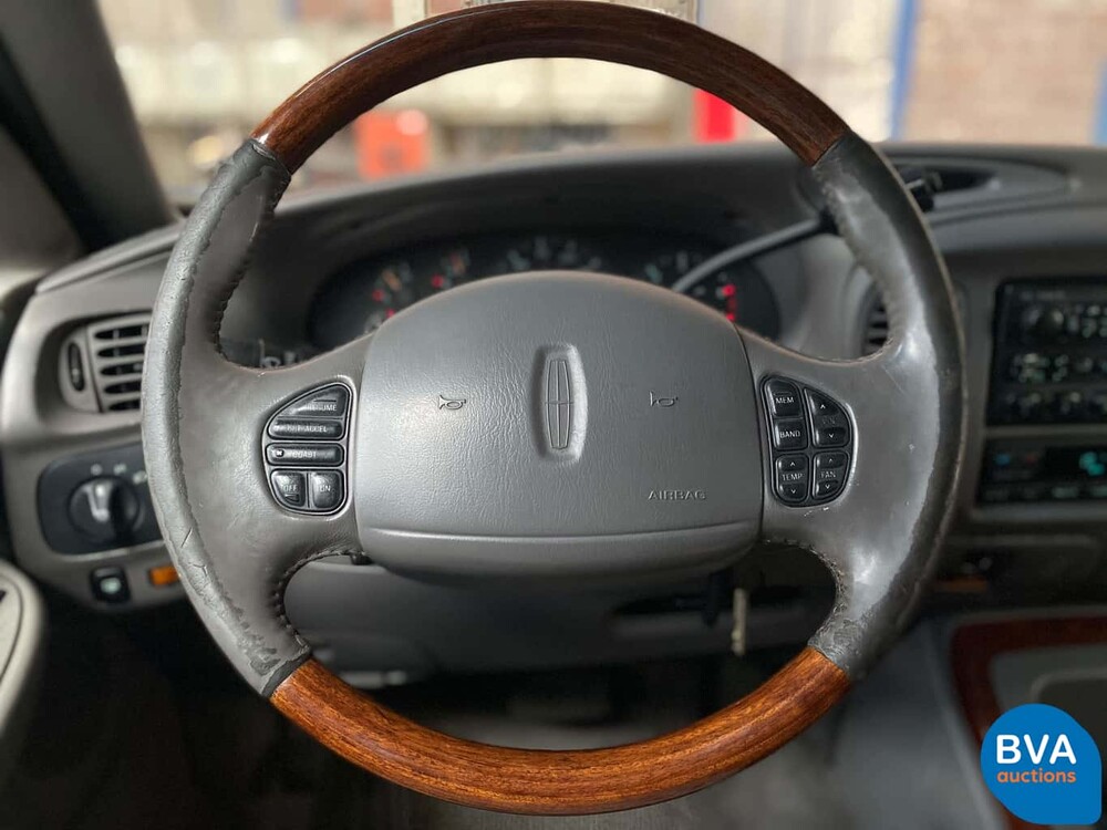Ford Lincoln Navigator 272 PS 7-Personen 1998, TV-VN-26.