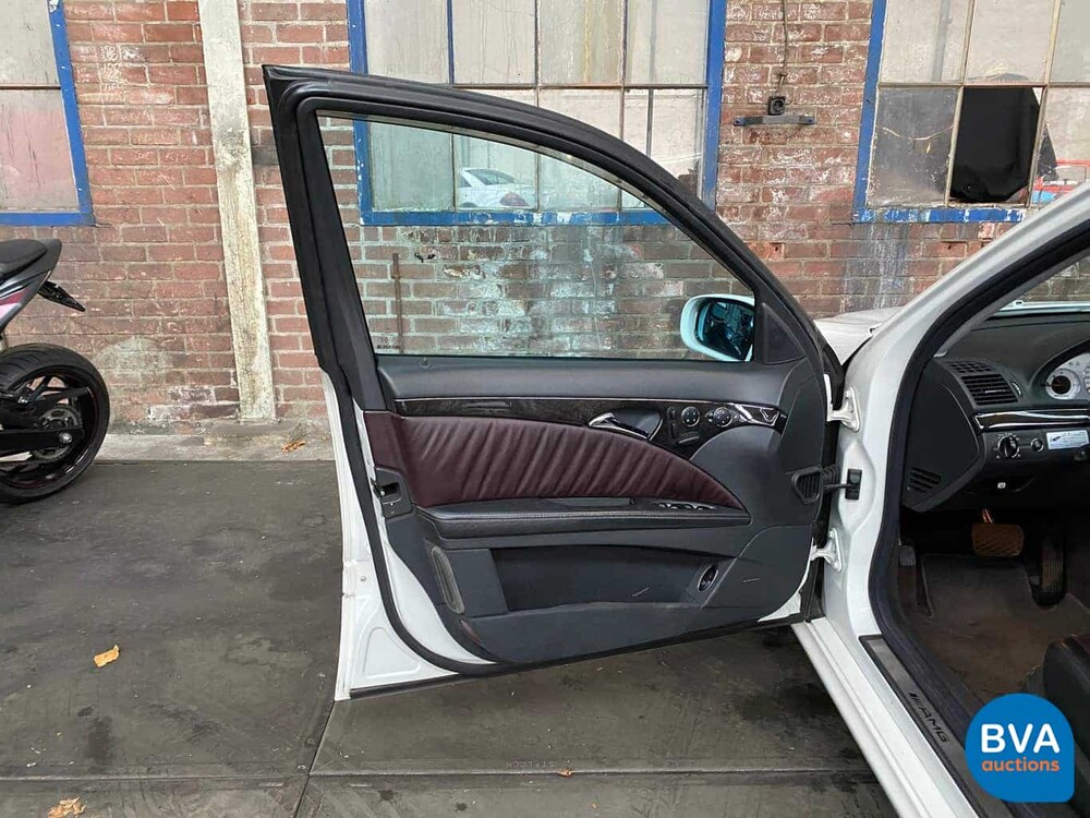 Mercedes-Benz E55 AMG 5.4 V8 476 PS E-Klasse 2003 -YOUNGTIMER-.