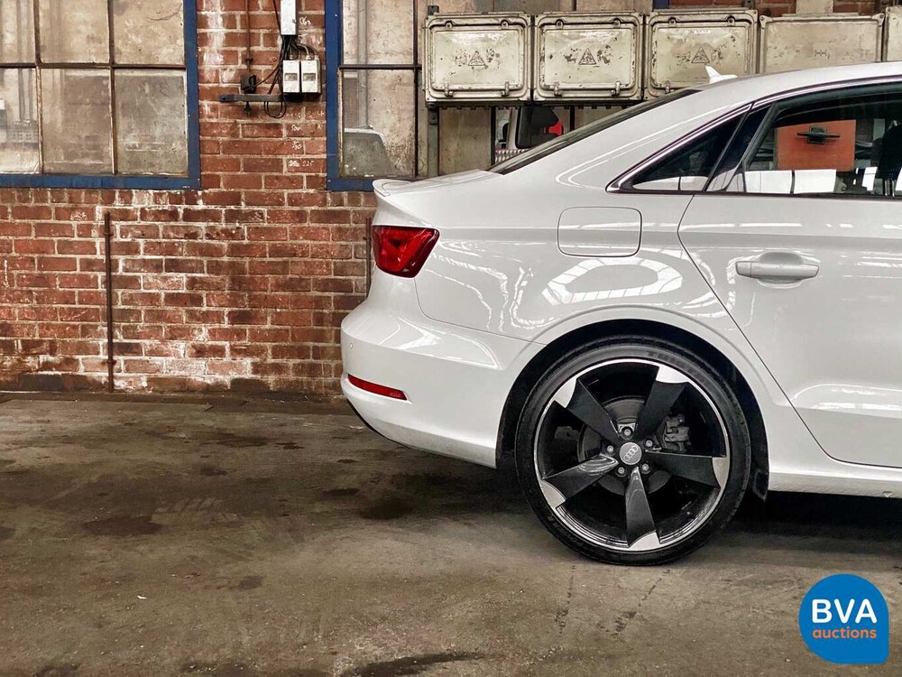 Audi A3 Limousine 1.8 TFSI 170 PS 2015, XS-646-P.