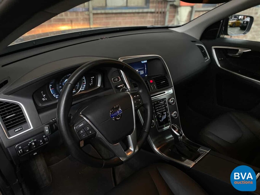 Volvo XC60 2.0 T5 FWD Momentum 245 PS 2015, 9-ZDS-58.