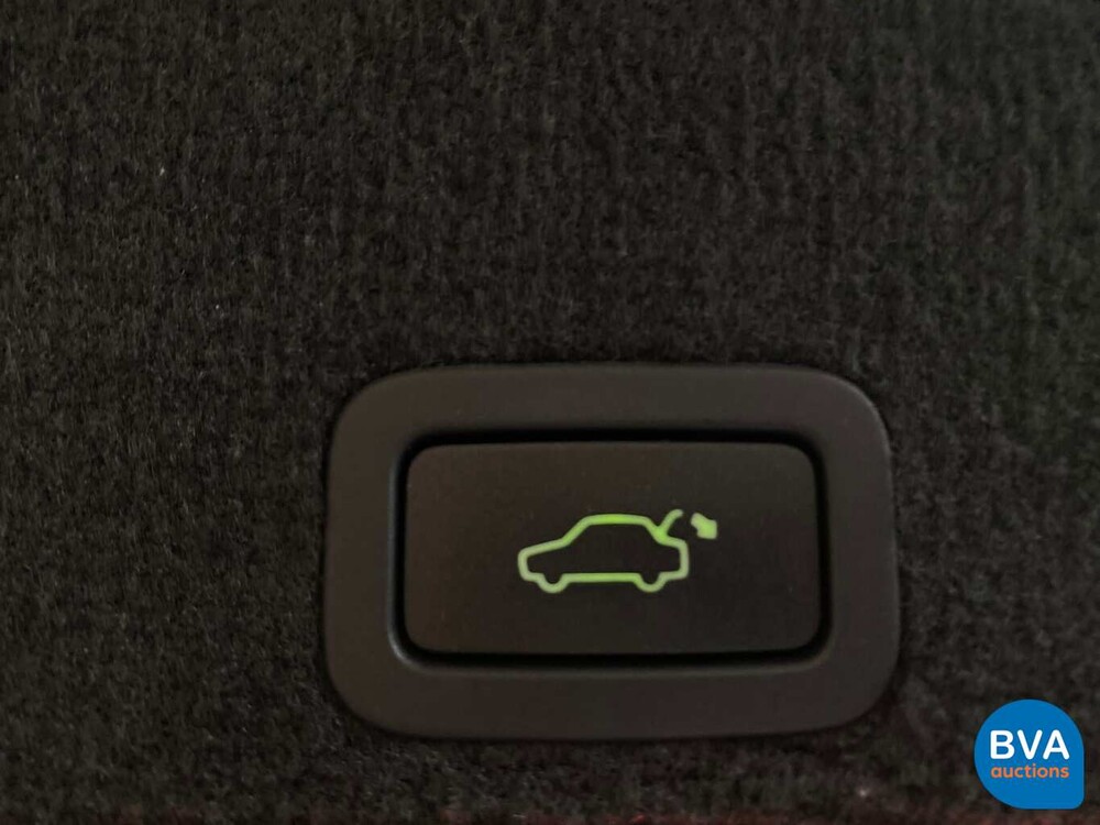 Volvo XC60 2.0 T5 FWD Momentum 245 PS 2015, 9-ZDS-58.