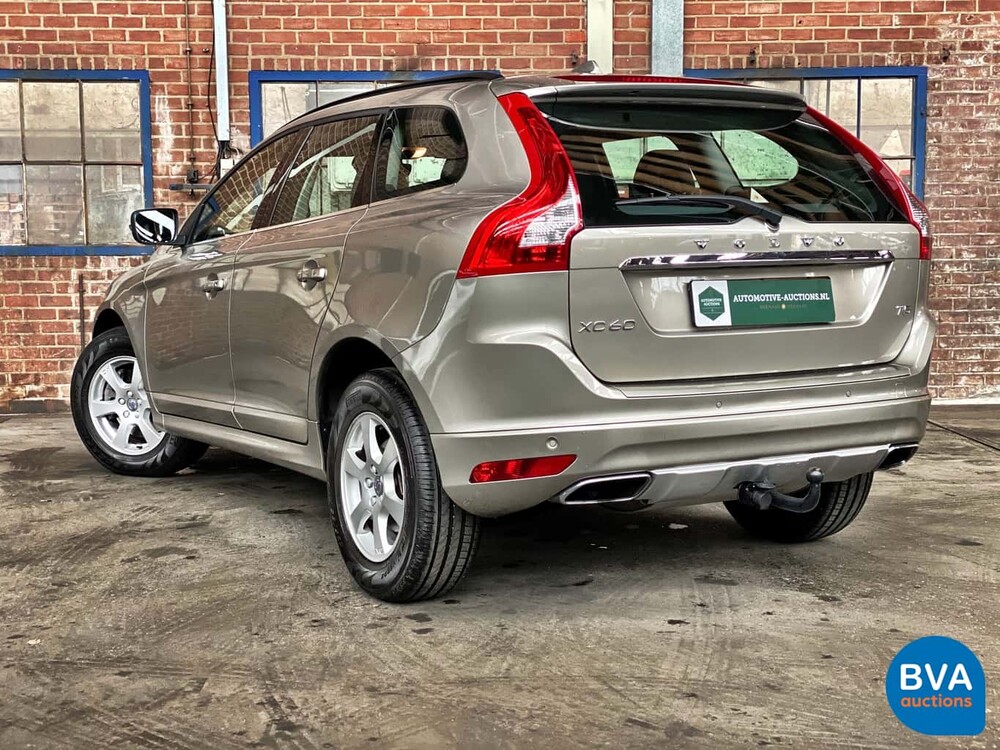 Volvo XC60 2.0 T5 FWD Momentum 245 PS 2015, 9-ZDS-58.